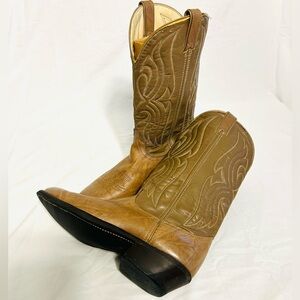 Vintage Laredo 25916 Men’s Western Style Leather Cowboy Boots